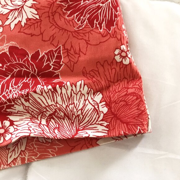 Isaac Mizrahi Floral Shorts Women 8 - Picture 4 of 8